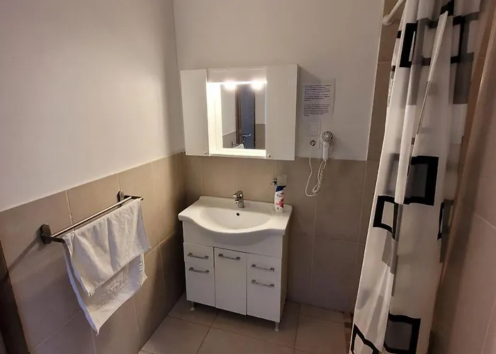 מלון דירות 3 Budget 3*