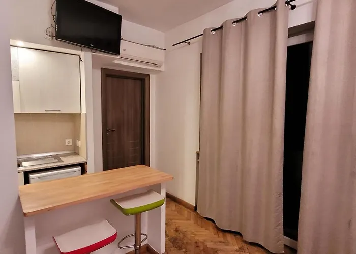 3 Budget Апарт-отель Бухарест